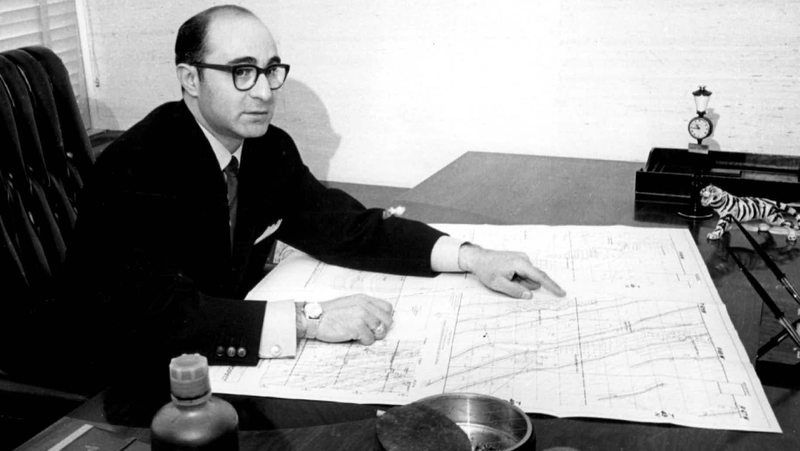 The man himself, Tiger Oil’s Edward Mike Davis.